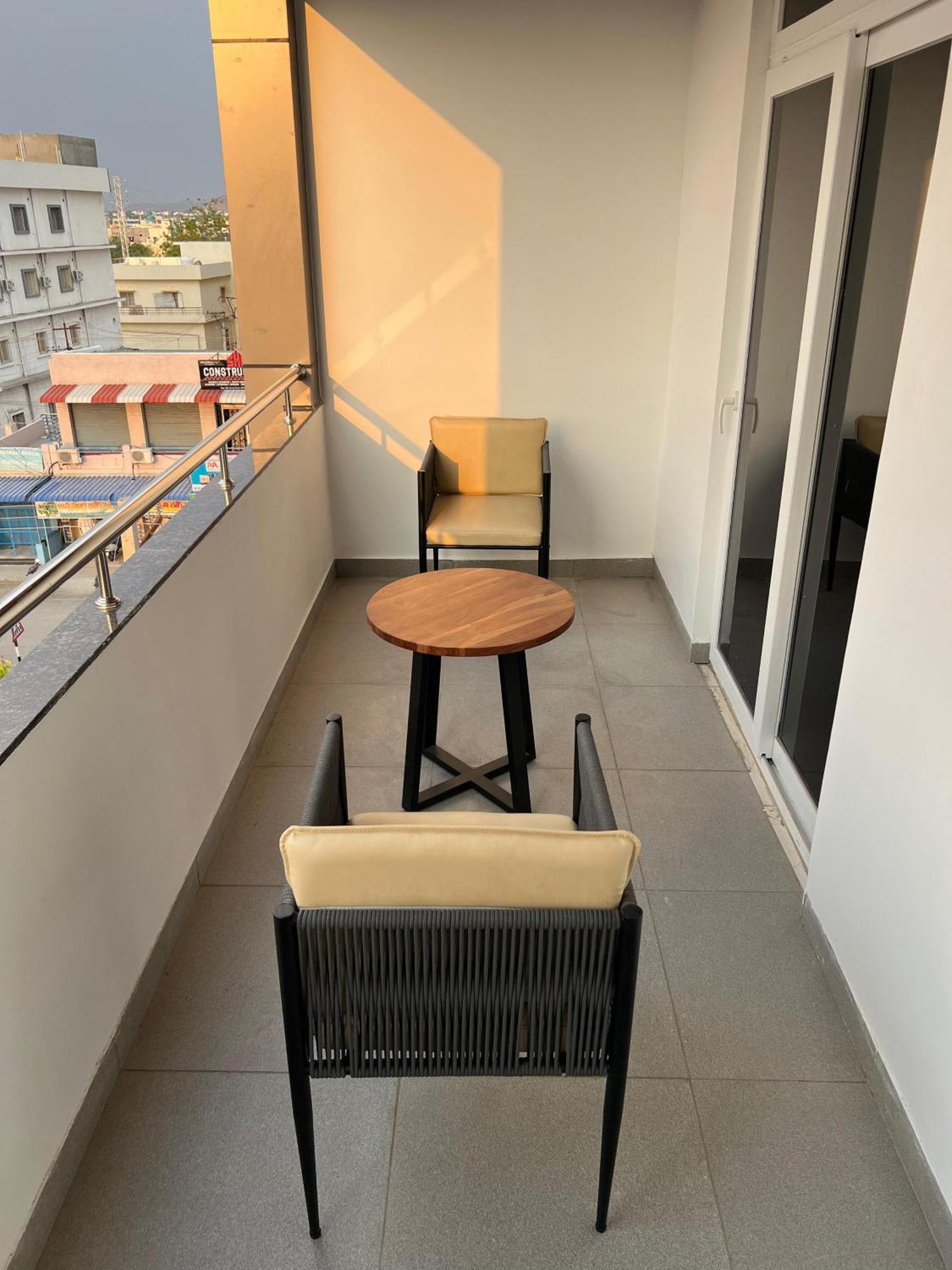 Hotel Pasupala Inn Anantapur Ngoại thất bức ảnh