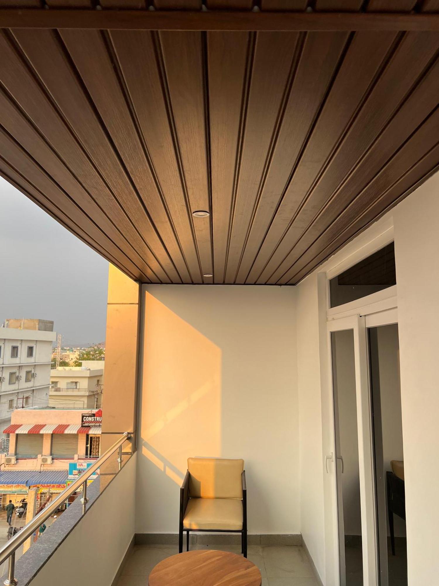 Hotel Pasupala Inn Anantapur Ngoại thất bức ảnh